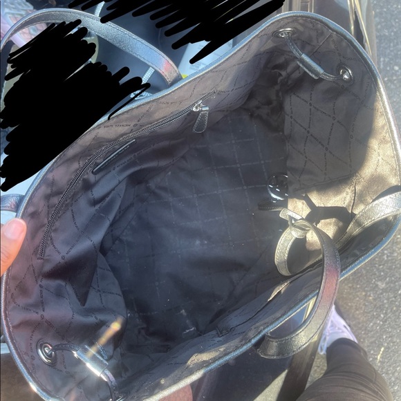 Micheal Kors Large Black Tote Bag - Picture 6 of 6